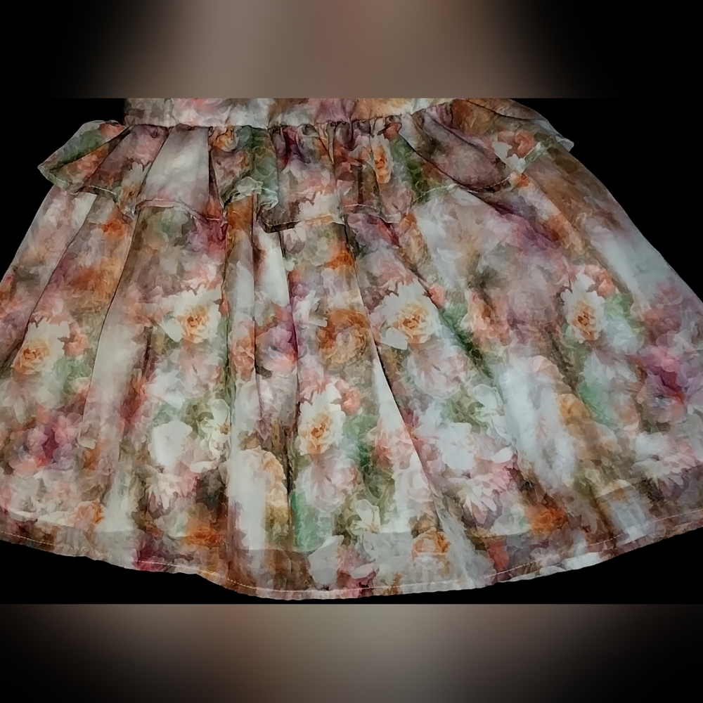 Dress - Picture 4 of 9